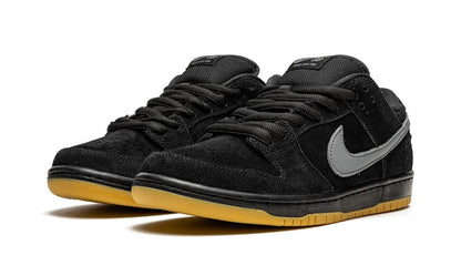 NK SB Dunk Low Fog