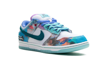 NK SB Dunk Low Futura Laboratories Bleached Aqua