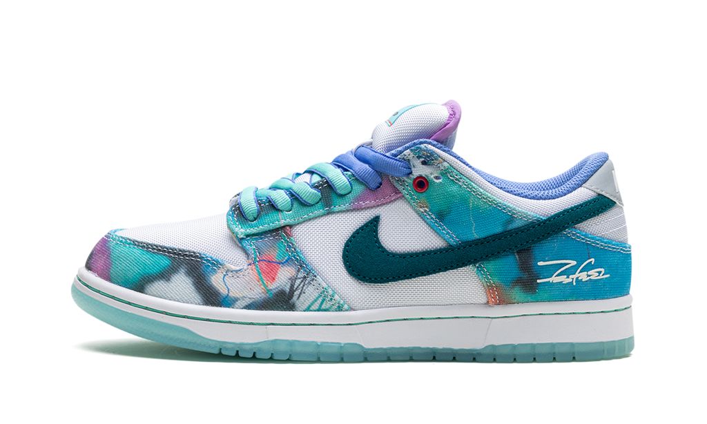 NK SB Dunk Low Futura Laboratories Bleached Aqua