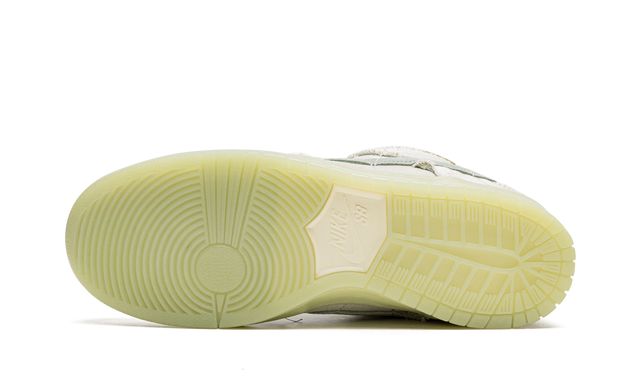 NK SB Dunk Low Mummy