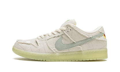 NK SB Dunk Low Mummy