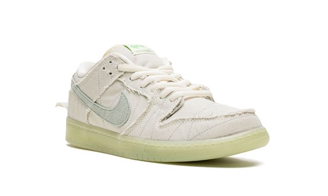 NK SB Dunk Low Mummy