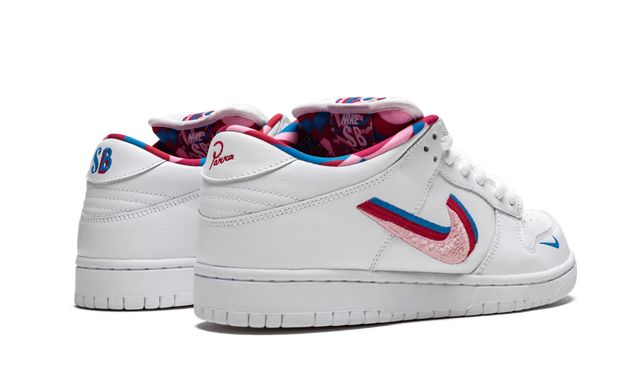 NK SB Dunk Low Parra