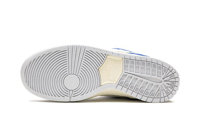 NK SB Dunk Low Pro Fly Streetwear