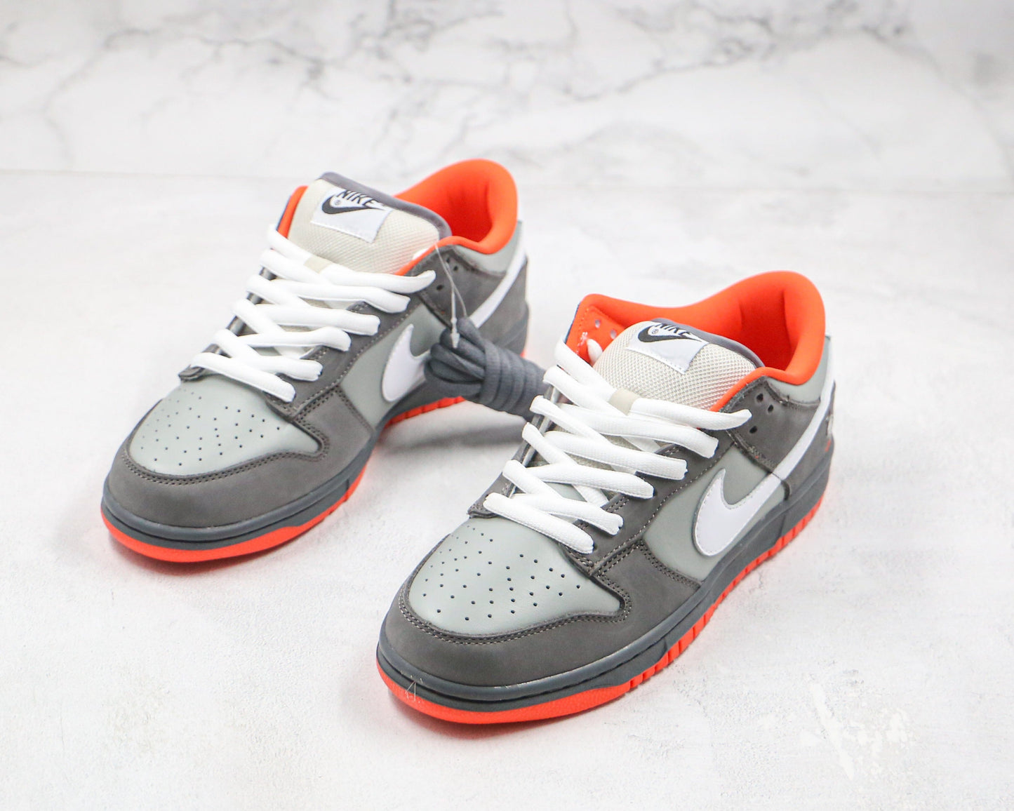 NK SB Dunk Low Staple NYC Pigeon 