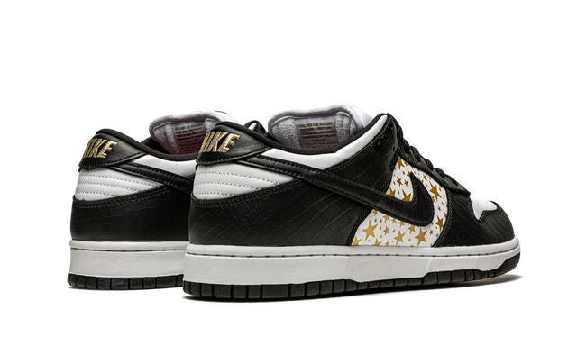 NK SB Dunk Low Supreme Stars Negru 
