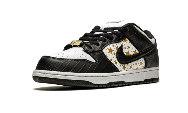 NK SB Dunk Low Supreme Stars Negru 