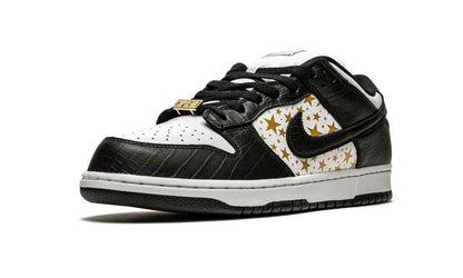 NK SB Dunk Low Supreme Stars Negru 