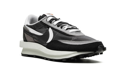 NK Waffle Sacai Black 