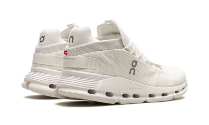 On Cloudnova Undyed-White