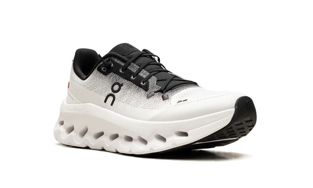 On Cloudtilt Black/Ivory