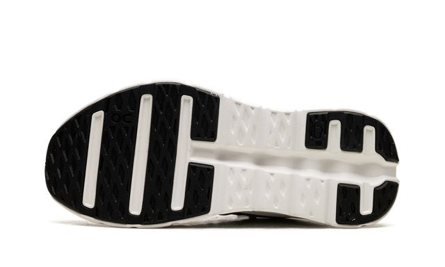 On Cloudtilt Black/Ivory