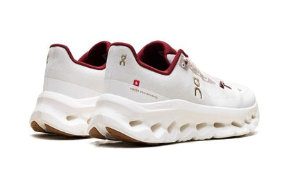 On Cloudtilt Pearl Ivory