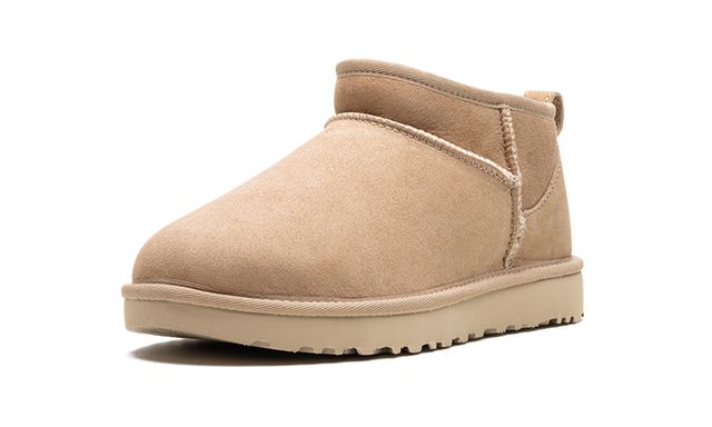 UGG CLASSIC ULTRA MINI WMNS "Sand"