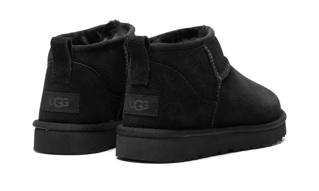 UGG CLASSICS ULTRA MINI WMNS "Triple Black"