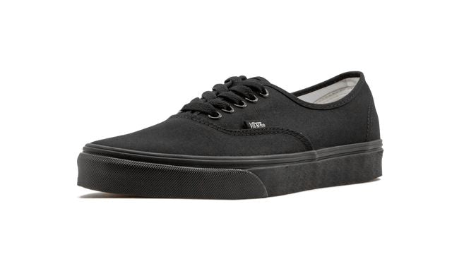 VNS Authentic "Black"
