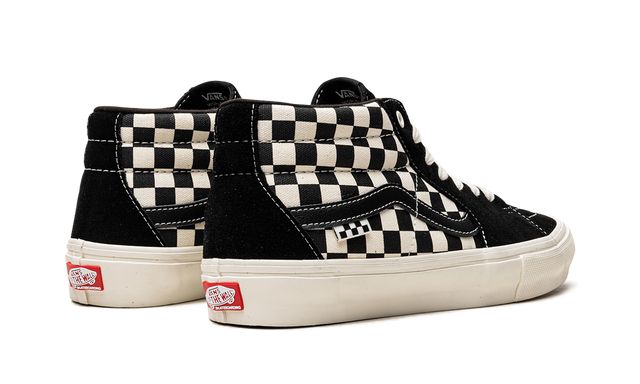 VNS SKATE GROSSO MID "Checkerboard"