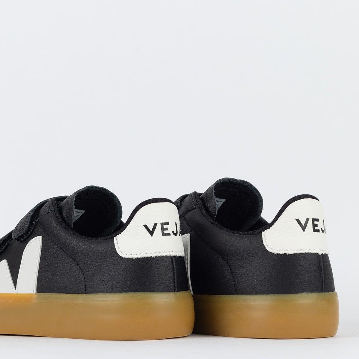 V Shoes Logo Chromefree Leather Black White