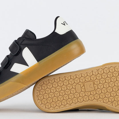 V Shoes Logo Chromefree Leather Black White