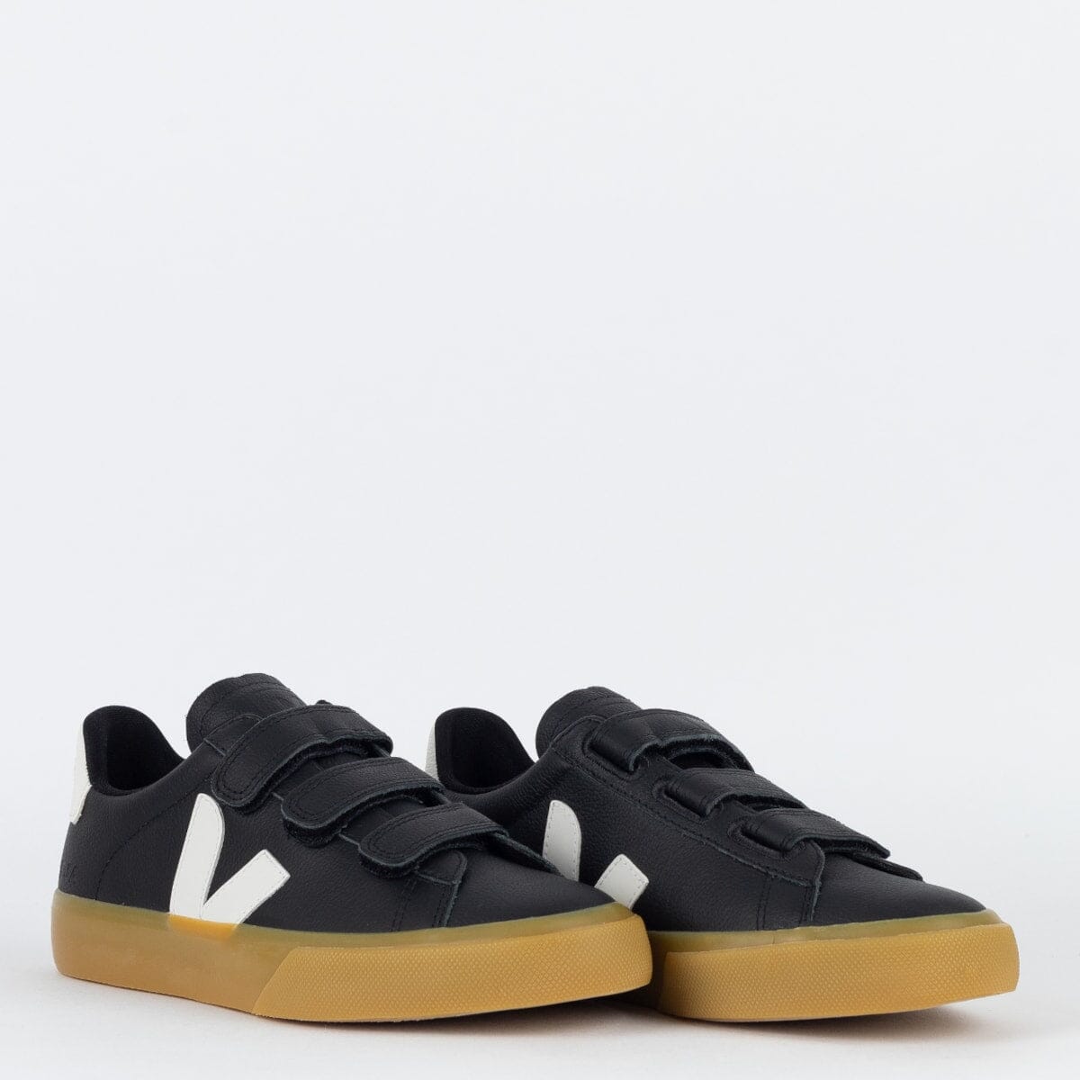 V Shoes Logo Chromefree Leather Black White