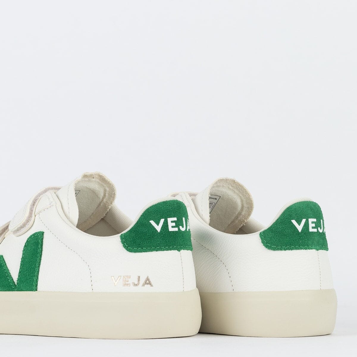 V Shoes Logo Chromefree Leather Extra White